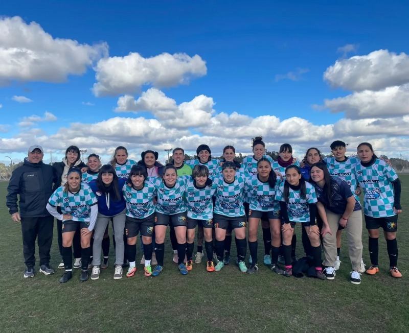 Ftbol femenino: la primera final fue empate